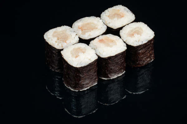 Ролл с окунем