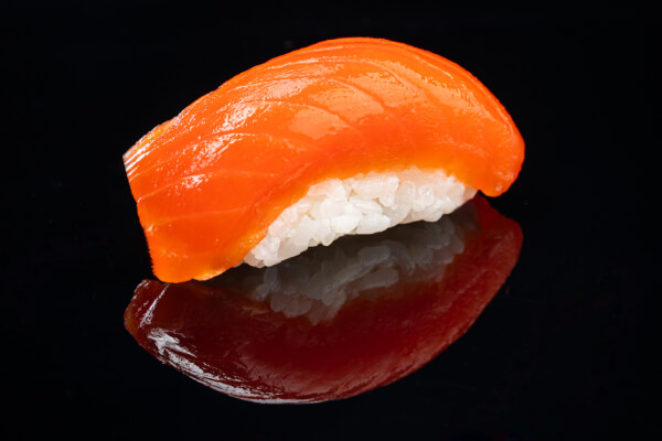 Суши Лосось