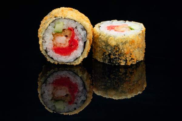 Эбби Хината